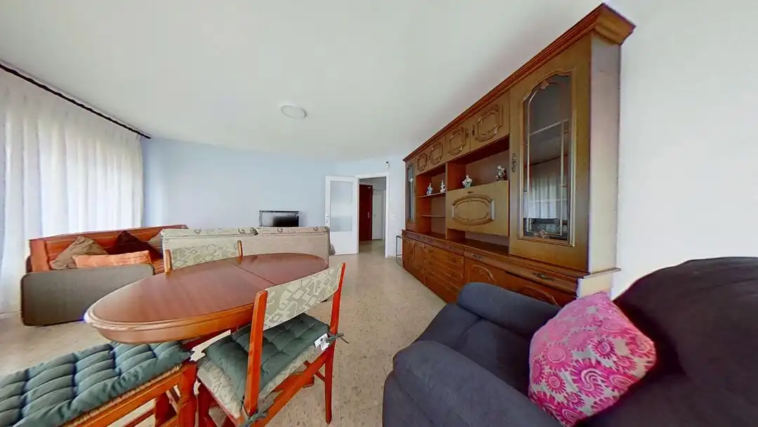 Pis de lloguer a Calle SAAVEDRA FAJARDO, Puerta del Ángel