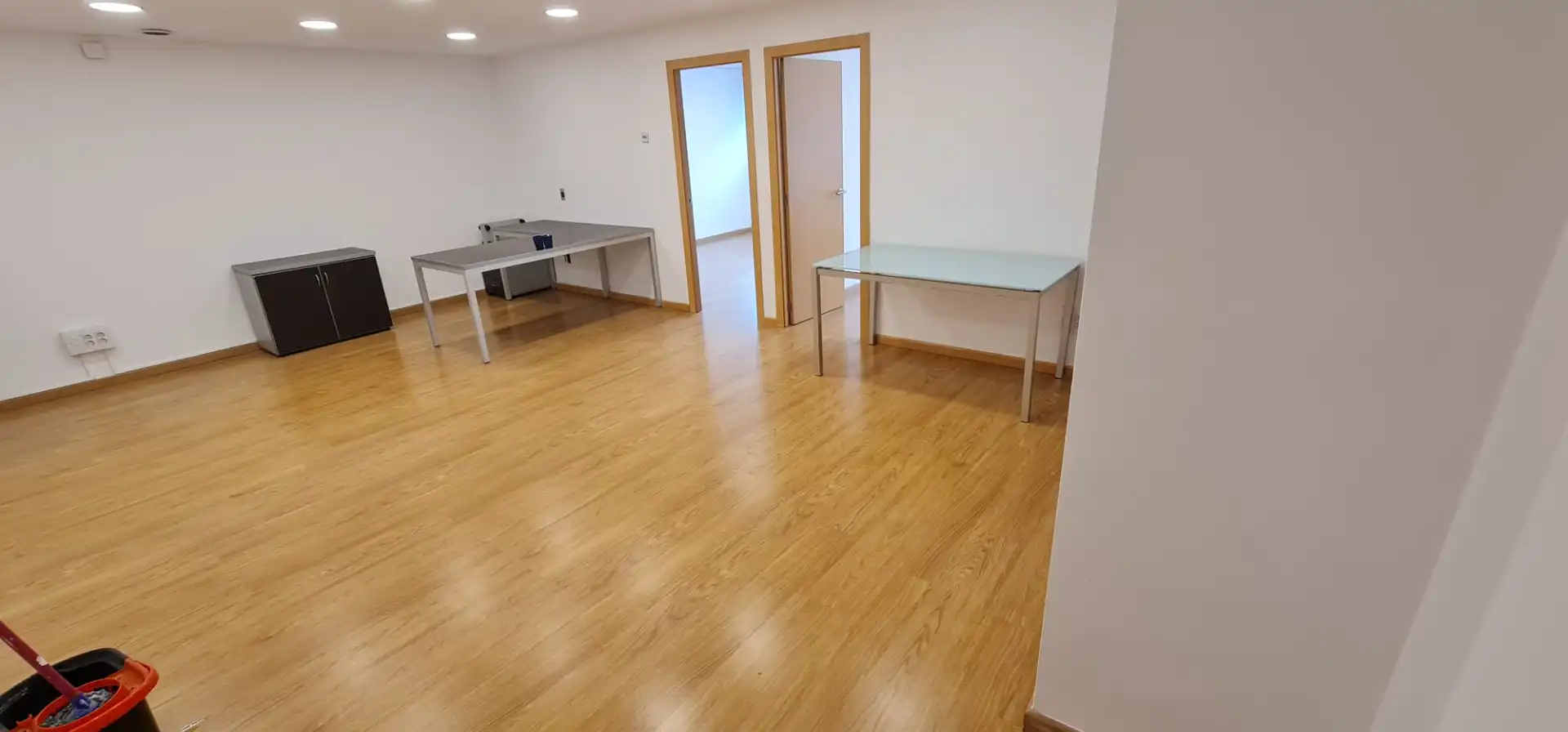 Ufficio con ascensore in affitto a Ponent