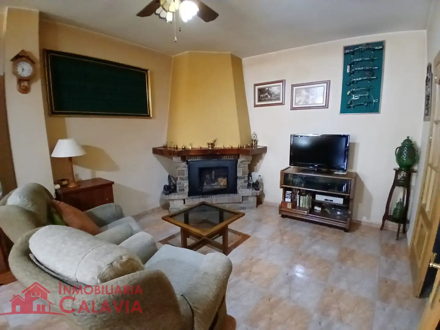 Sala de estar de Casa o chalet en venta en Lupión con Aire acondicionado, Terraza y Trastero