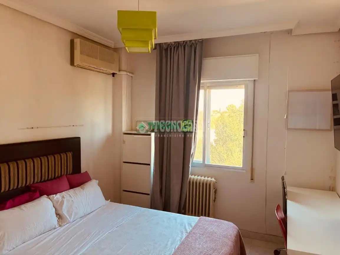 Habitación de Piso en venta en Olías del Rey con Aire acondicionado, Calefacción y Terraza