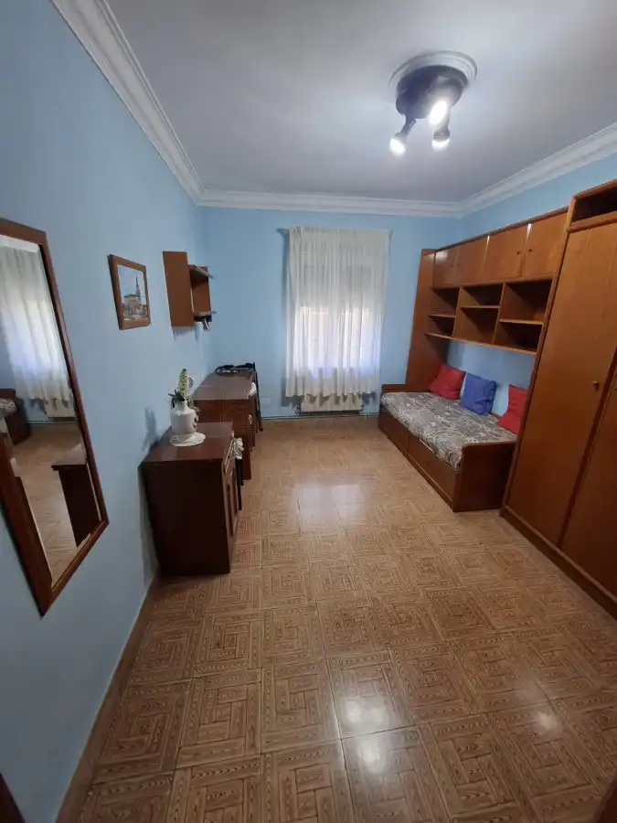Sala d'estar de Apartament en venda en Vitoria - Gasteiz amb Calefacció, Parquet i Traster