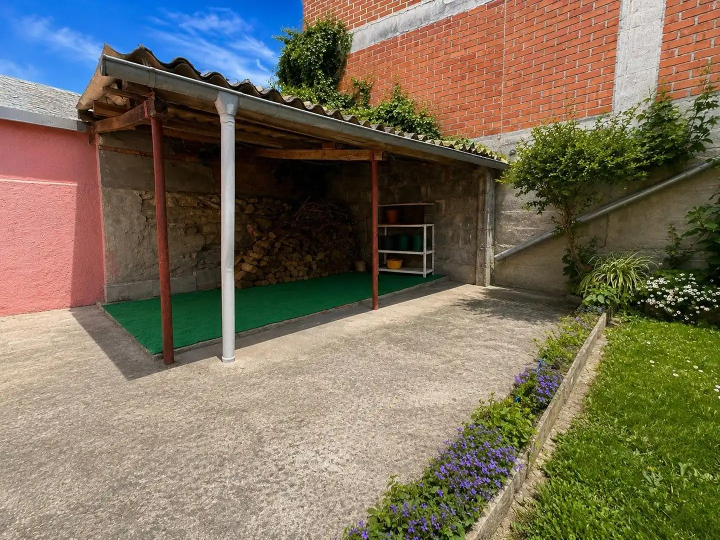 Terrasse von Gebäude zum Verkauf in Toreno