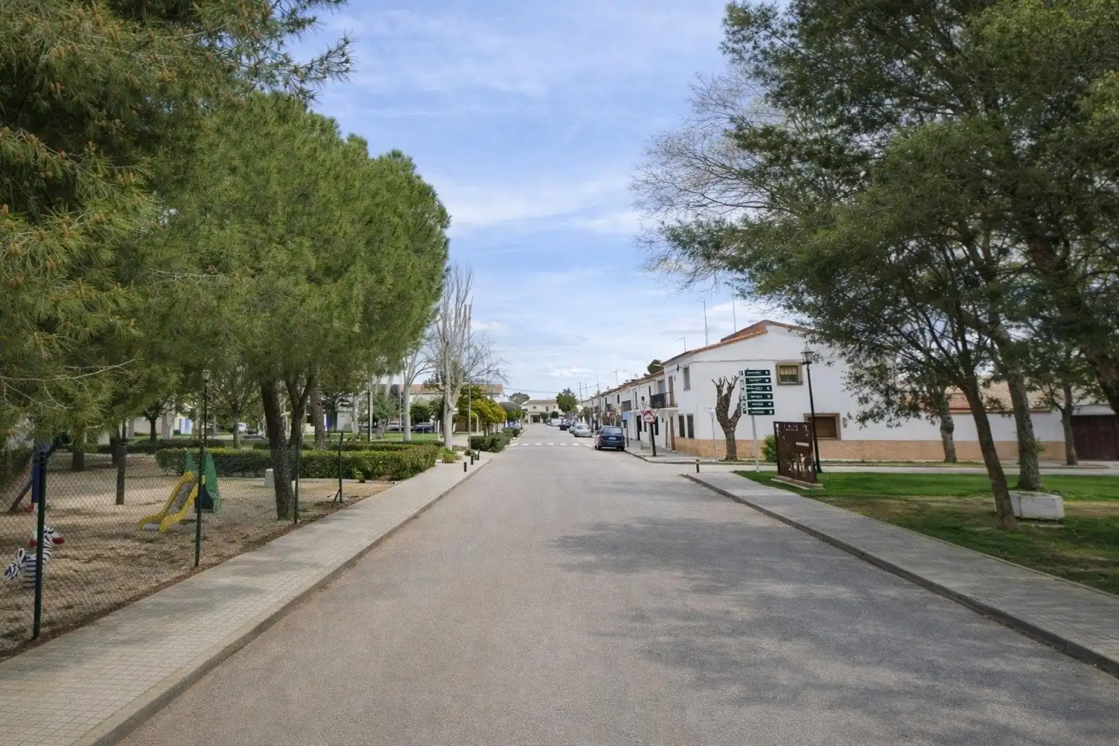 Vista exterior de Casa o chalet en venta en Alcázar de San Juan con Calefacción