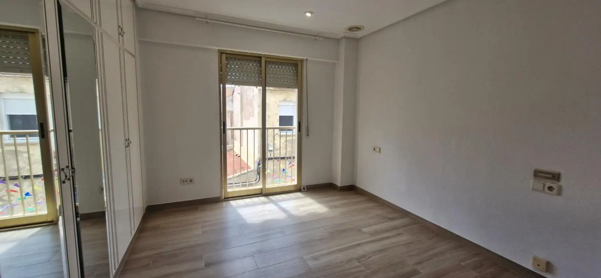 Bedroom of Flat for rent in Elche / Elx  with Air Conditioner, Terrace and Balcony