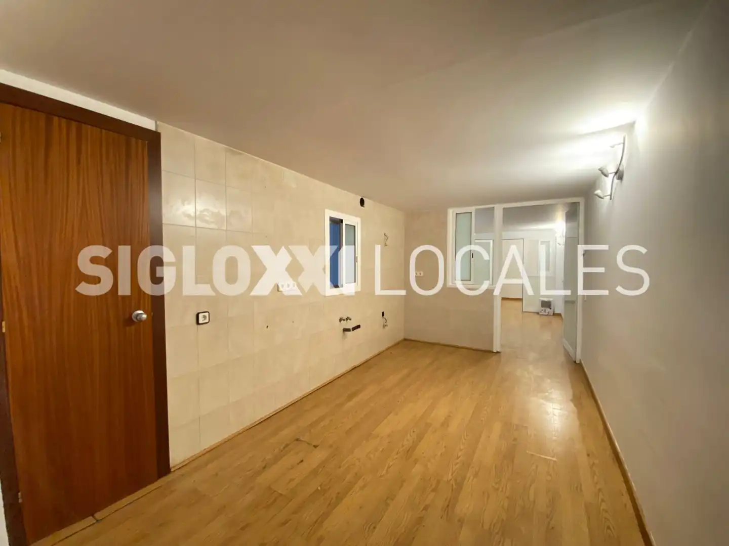 Commercial properties for sale in PASEO MARAGALL, El Congrés i els Indians