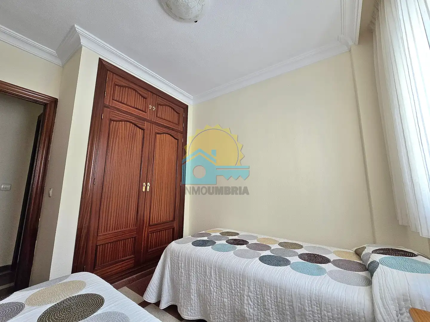 Habitación de Piso en venta en Punta Umbría con Terraza y Balcón