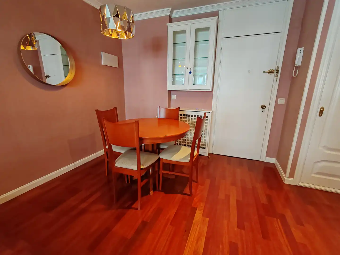 Esszimmer von Wohnung zur Miete in Madrid mit Klimaanlage, Parkett und Möbliert