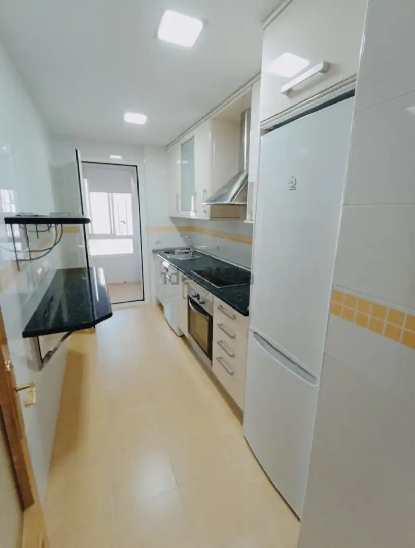 Flat for rent in Calle Murillo, 26, Centro