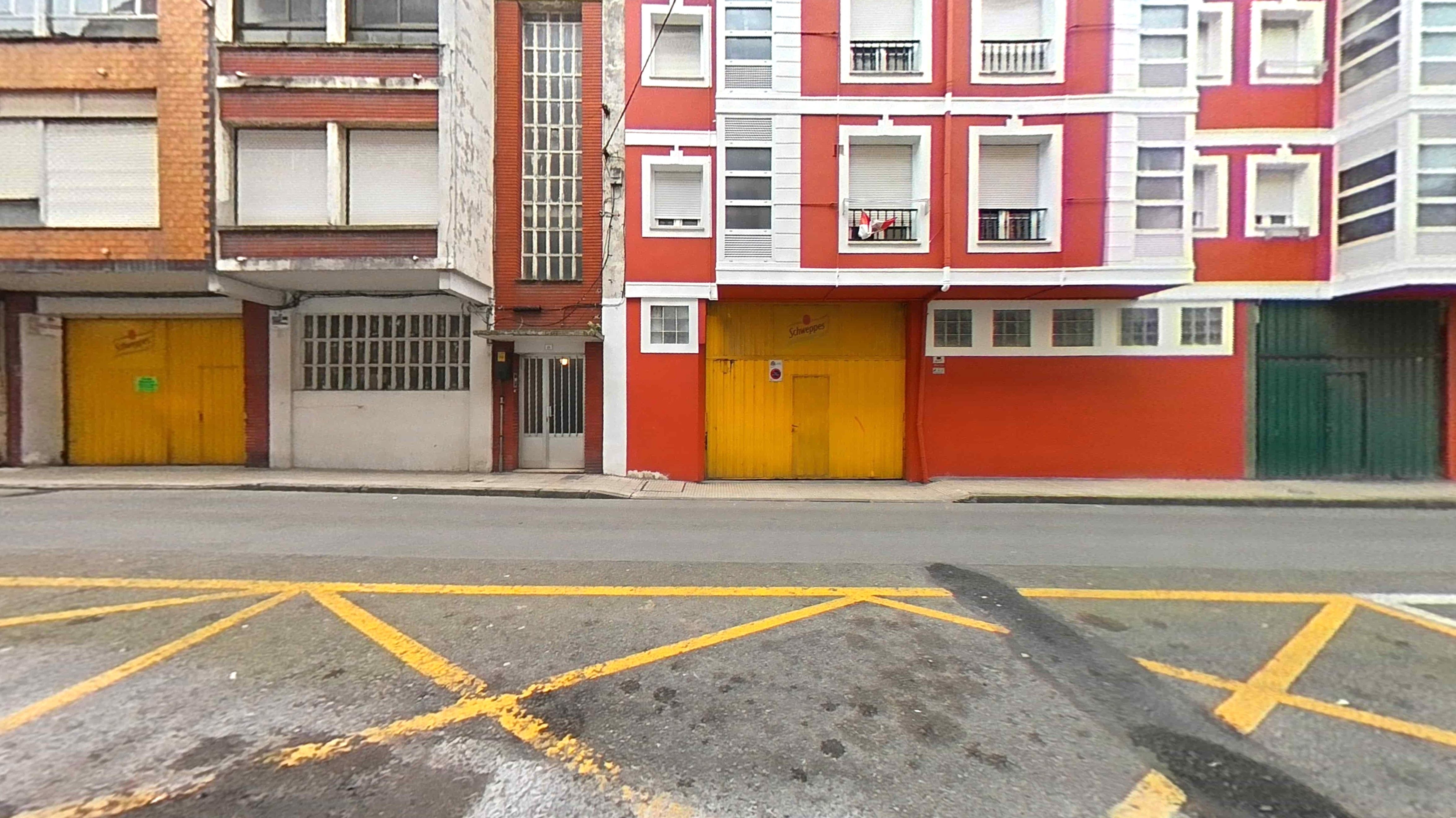 Vista exterior de Apartament en venda en Santoña amb Traster i Balcó