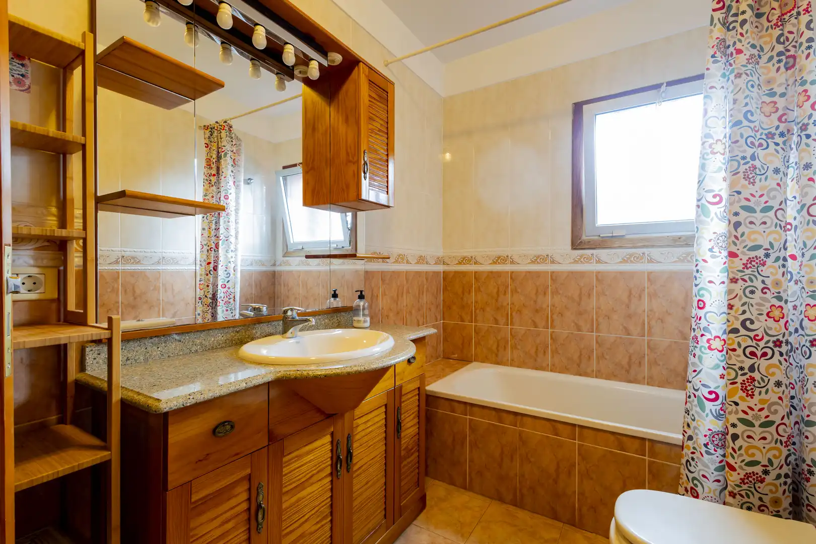 Baño de Casa o chalet en venta en Los Baldíos - Geneto - Guajara