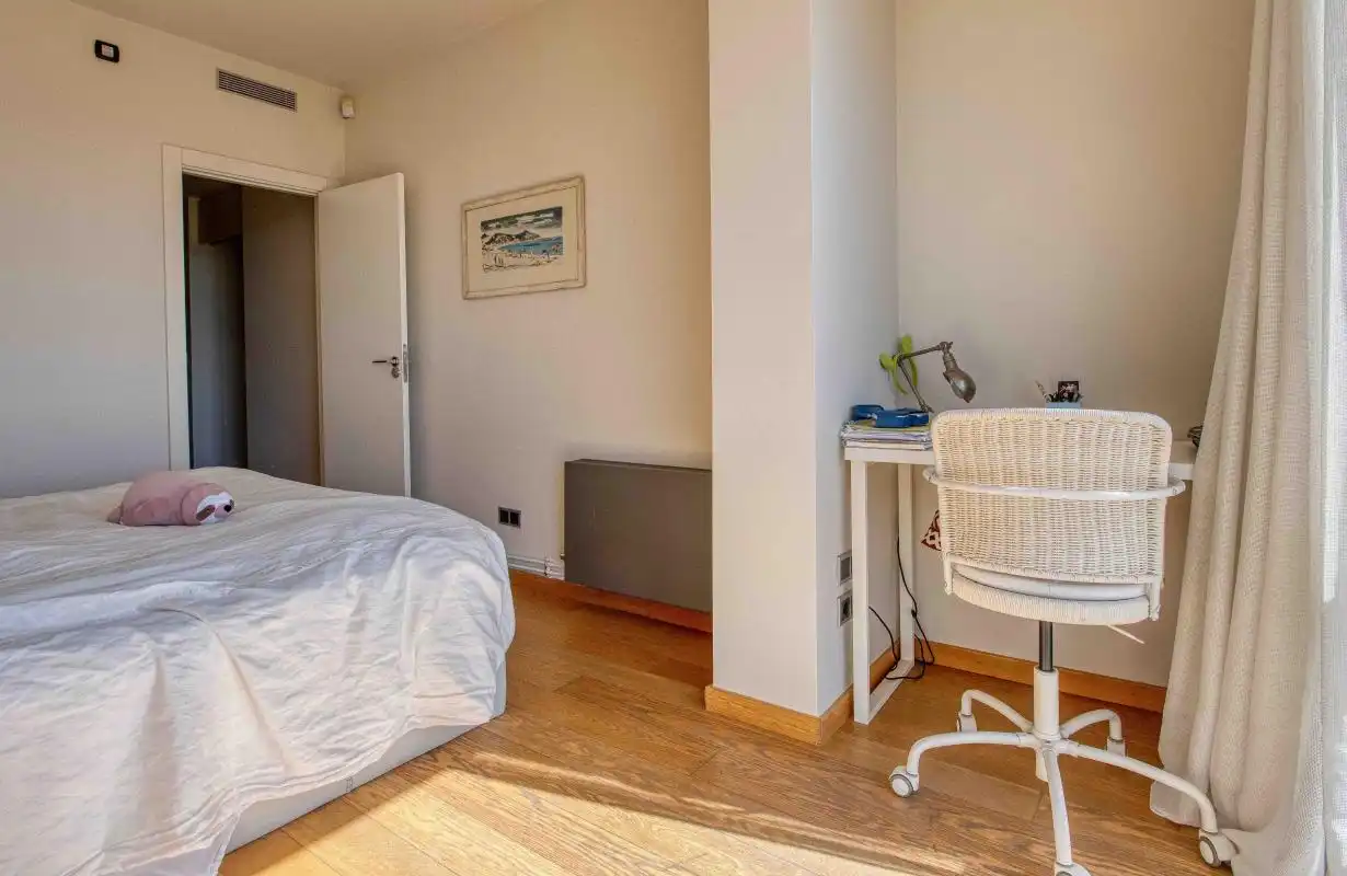 Habitación de Piso en venta en Barcelona con Aire acondicionado, Calefacción y Jardín privado