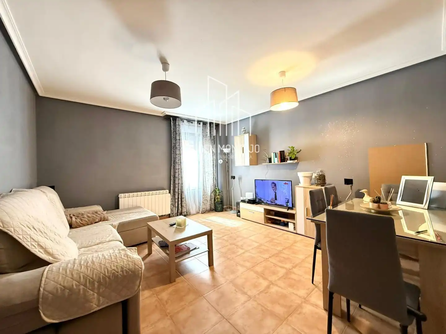 Living room of Flat for sale in Castellanos de Moriscos  with Heating, Oven and Washing machine