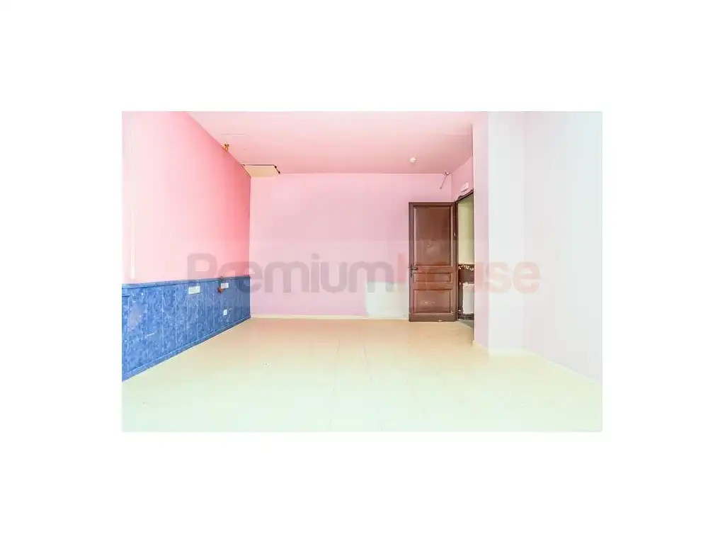 Detached house with pool for sale in Calle de Portugal, imagen 9