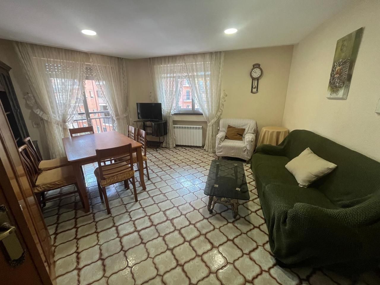 Sala de estar de Piso en venta en Salamanca Capital con Calefacción y Balcón