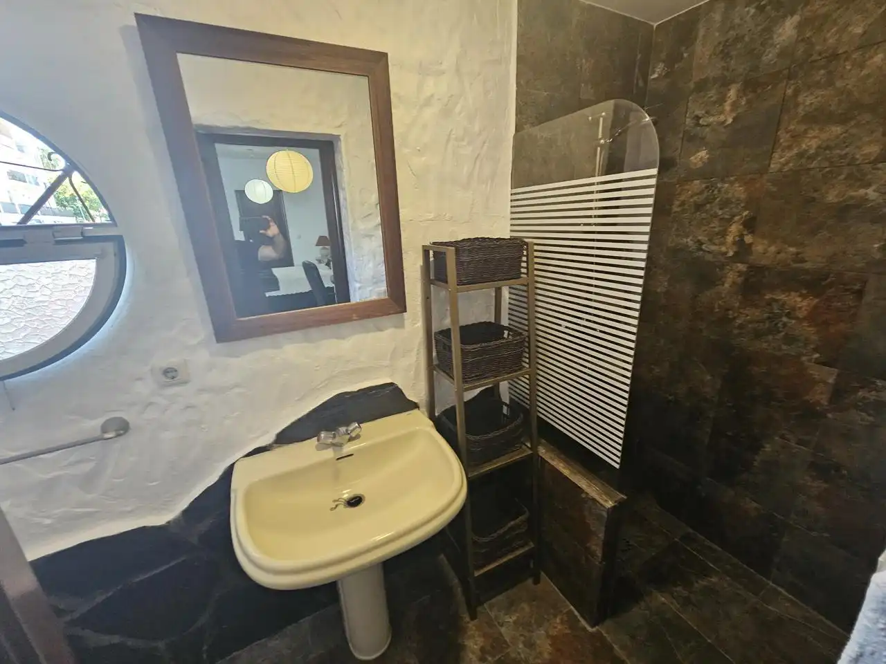 Ground floor for rent in Calle Volga, El Rocío - La Milagrosa