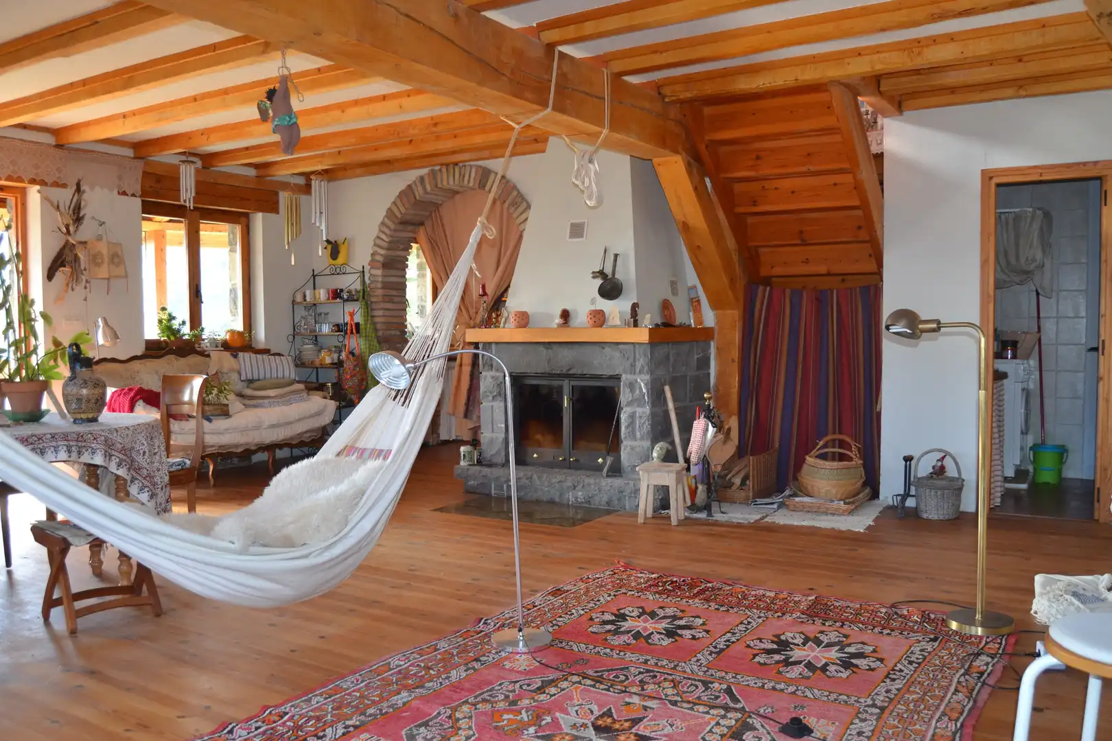 Wohnzimmer von Haus oder Chalet zum Verkauf in Aisa mit Heizung und Privatgarten