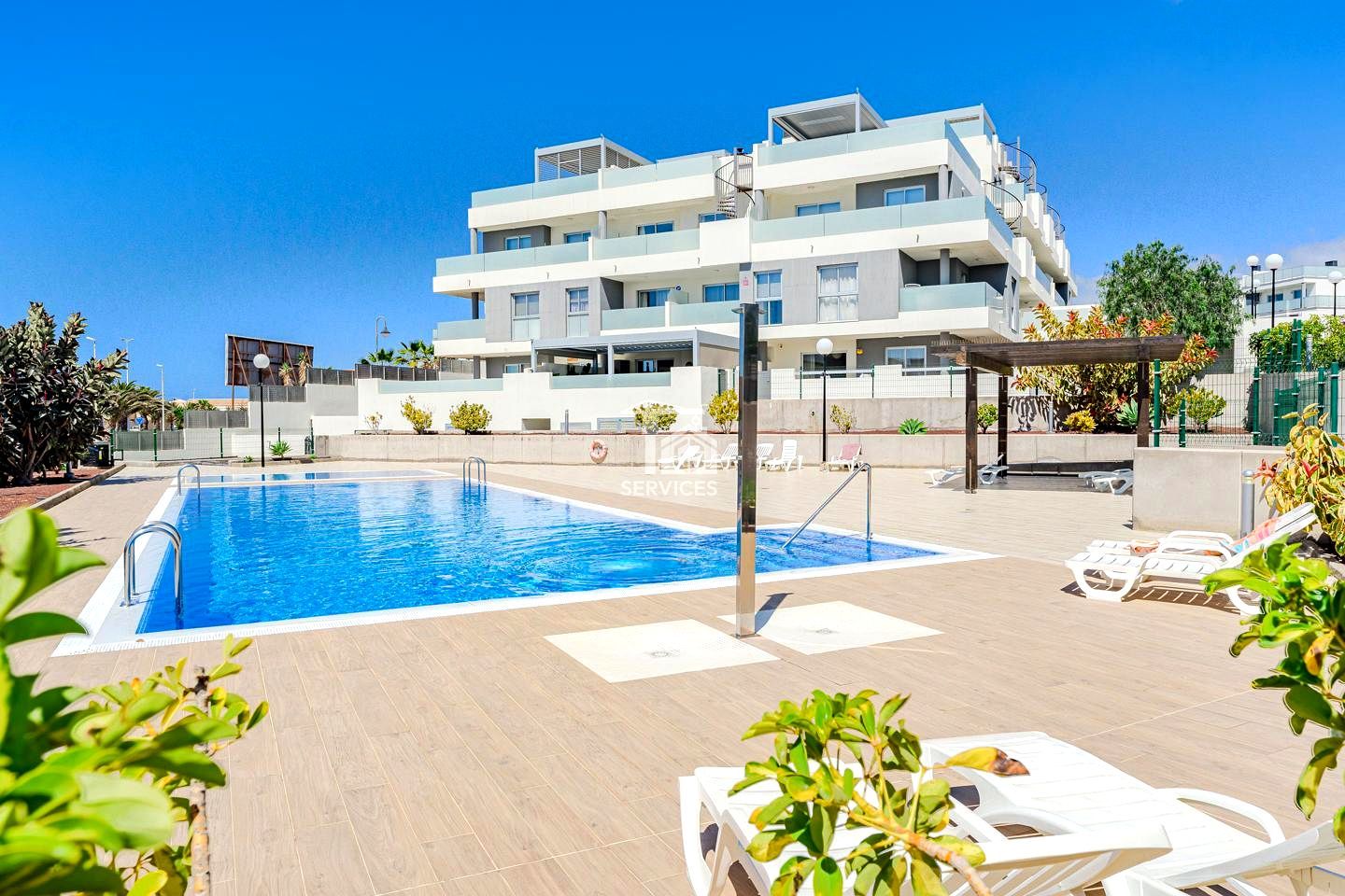 Piscina de Àtic en venda en Granadilla de Abona amb Terrassa, Traster i Piscina comunitària