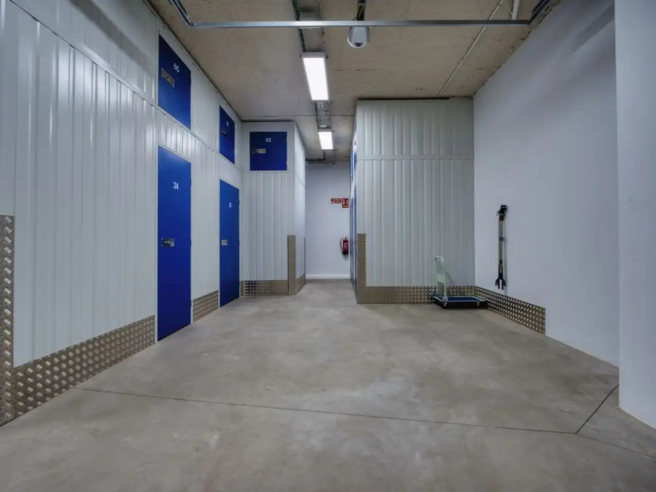 Storage room for rent in Sevilla  with Alarm