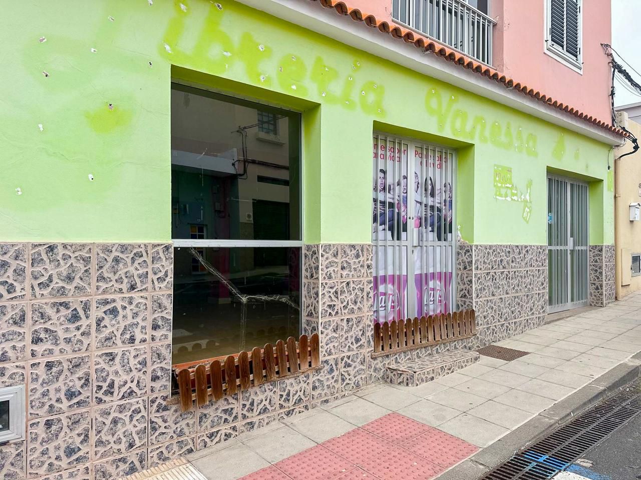 Local de lloguer en San Juan de la Rambla