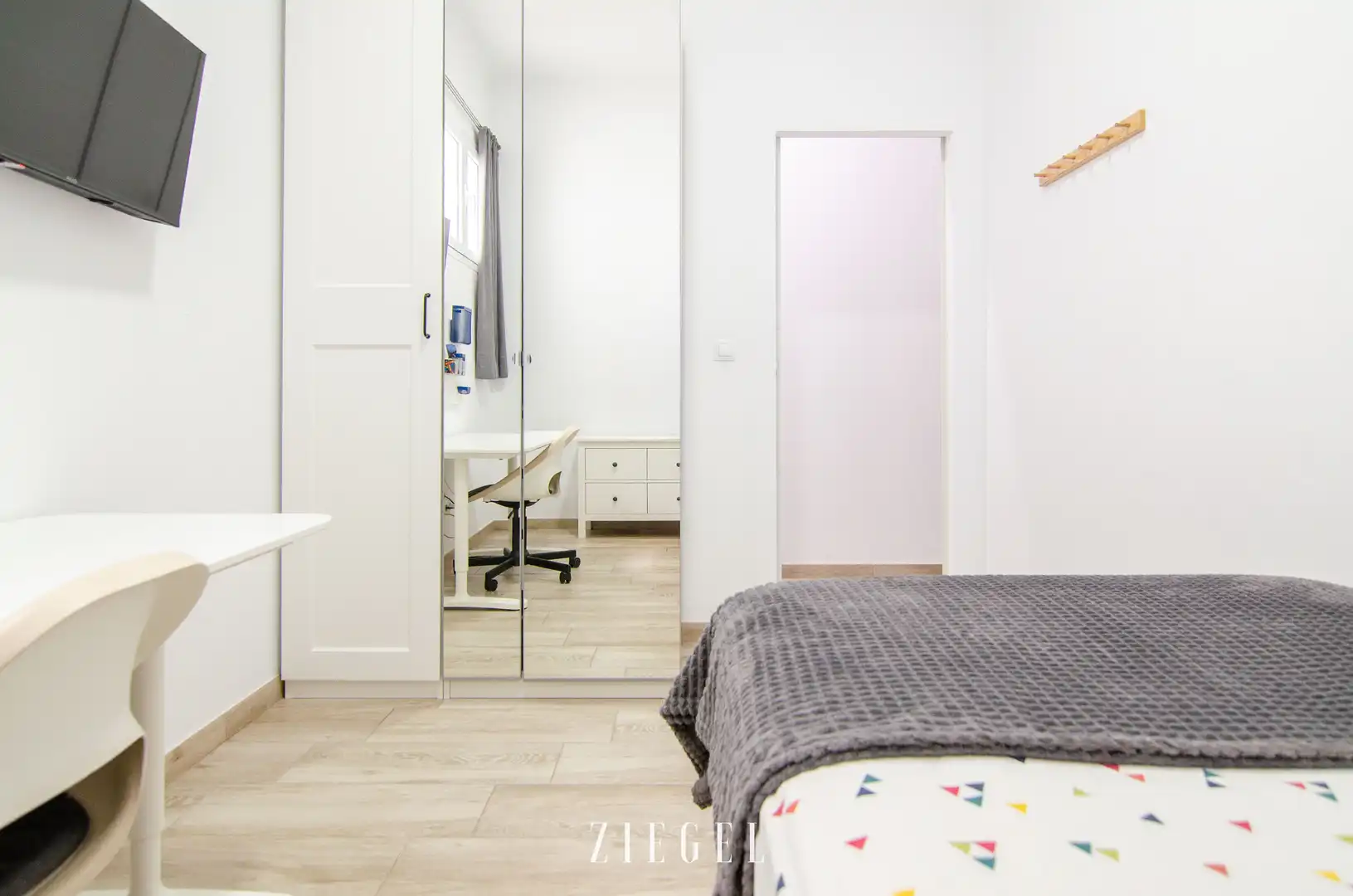 Bedroom of Flat for sale in Las Palmas de Gran Canaria  with Terrace, Storage room and Furnished