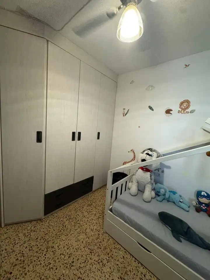 Habitación de Piso en venta en Canals con Calefacción