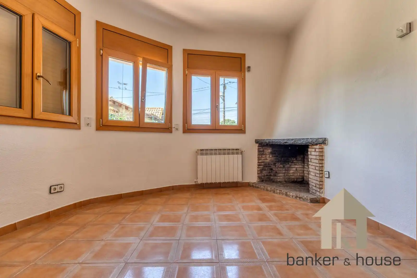 Haus oder Chalet zum Verkauf in Cerdanyola del Vallès mit Heizung, Parkett und Terrasse