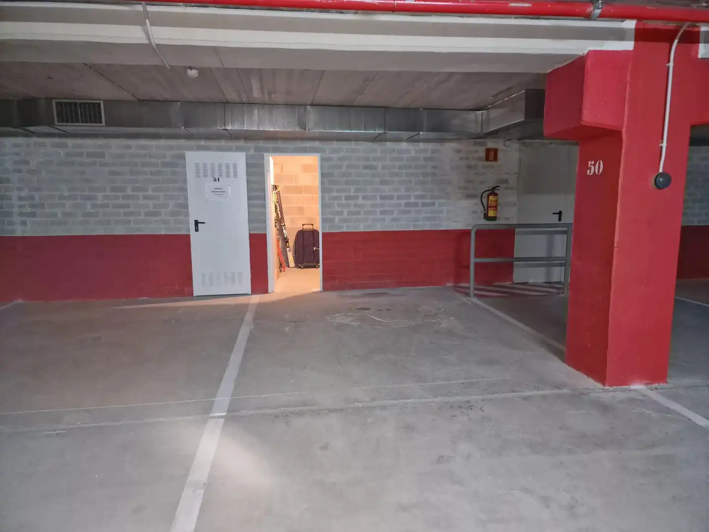 Garage for sale in Calle UNICA AG CANDANCHU, 4, Aisa
