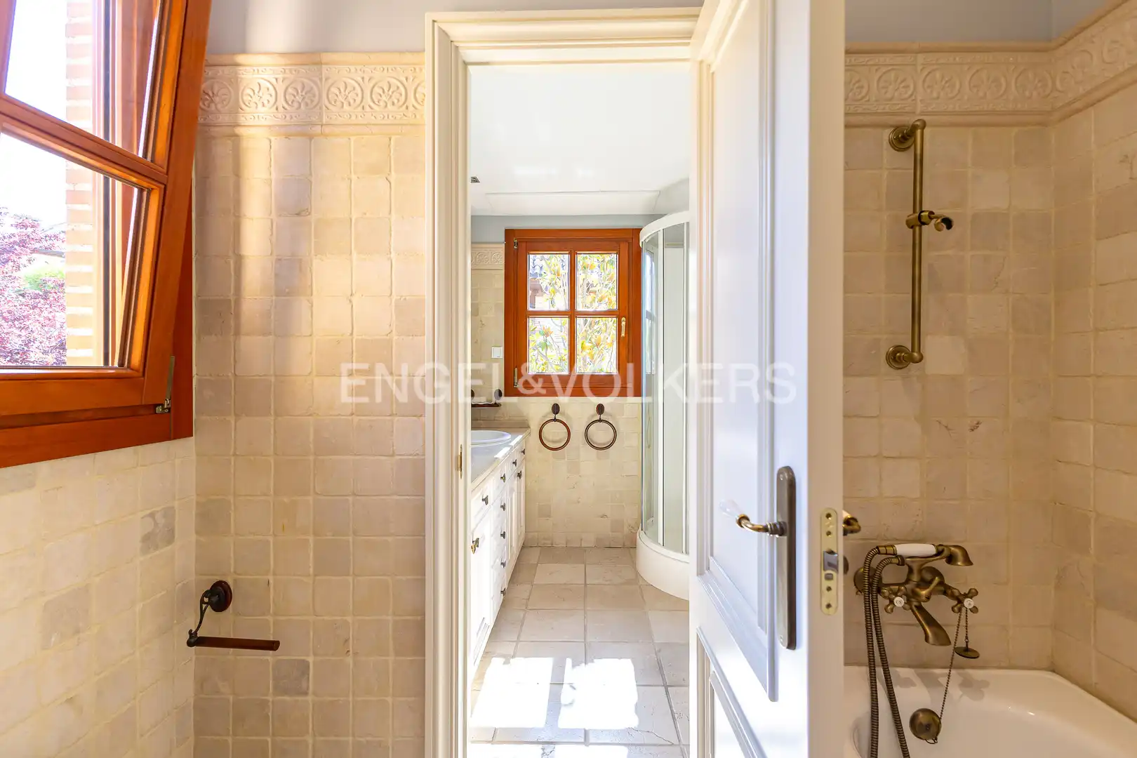 Houses for rent in Encinar de los Reyes