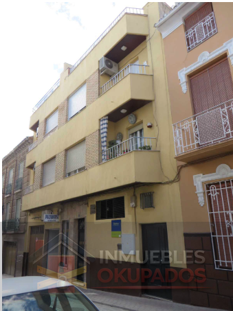 Außenansicht von Wohnung zum Verkauf in Huelma mit Terrasse