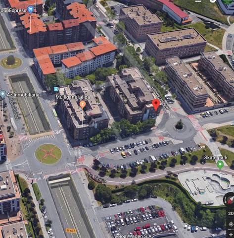 Local comercial en Venta en Iparragirre Etorbidea en Centro Urbano - Hirigunea