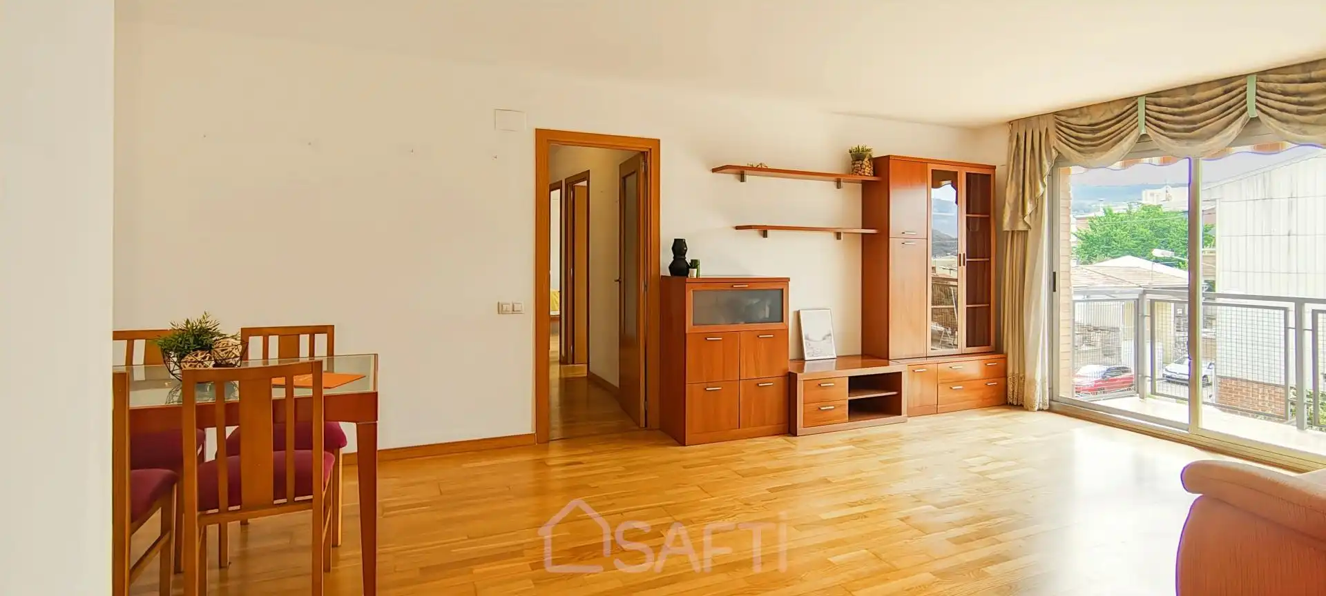 Sala de estar de Piso en venta en Sant Vicenç de Castellet con Calefacción y Balcón
