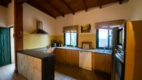 Kitchen of House or chalet for sale in Ribeira  with Private garden and Furnished