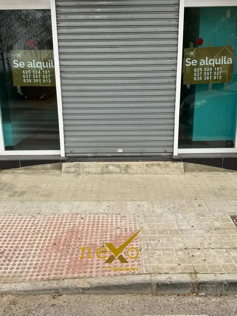Local comercial en alquiler en Carmona, imagen 7