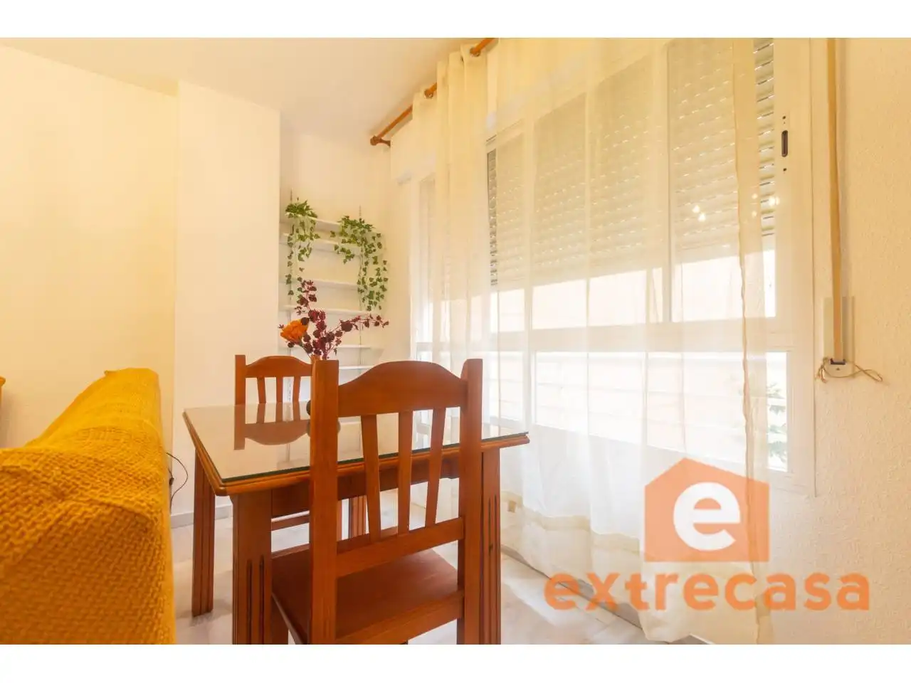 Comedor de Apartamento de alquiler en Badajoz con Aire acondicionado, Calefacción y Amueblado