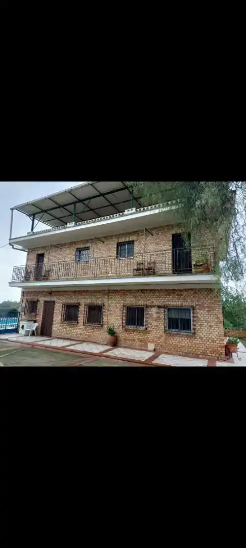 Vista exterior de Casa o chalet en venta en Alcalá de Guadaira con Aire acondicionado