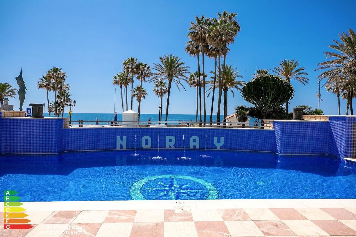 Swimming pool of Apartment to rent in Marbella  with Air Conditioner, Terrace and Swimming Pool
