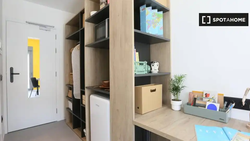 Room in El Cano - Los Bermejales