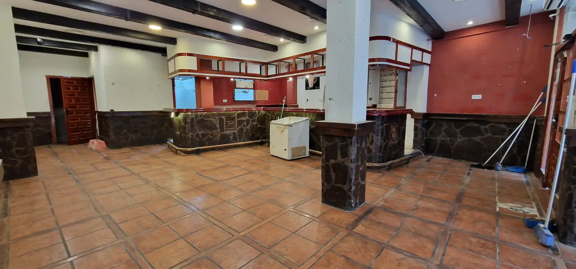 Commercial properties for sale in Lorca  with Air Conditioner