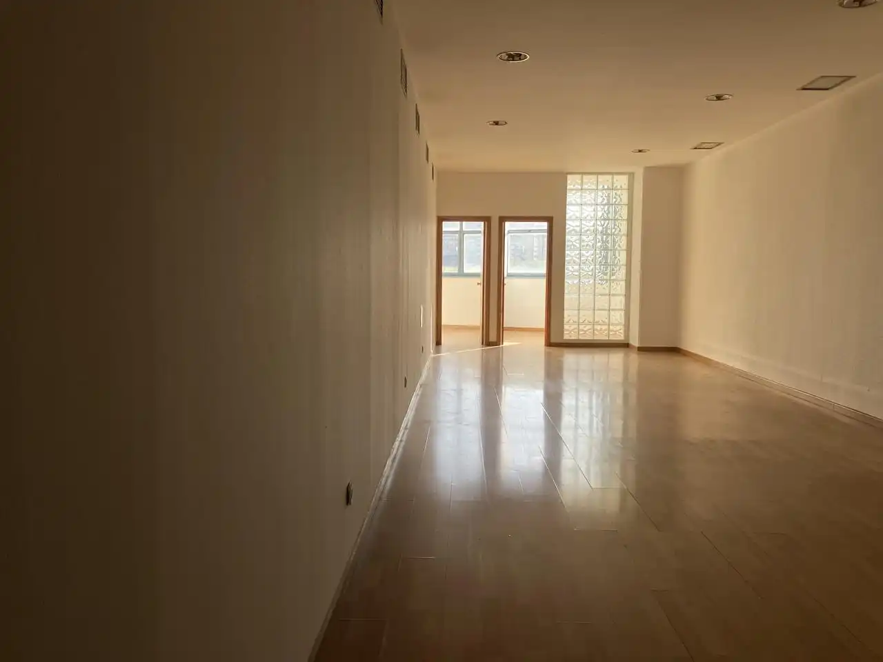 Nave industrial en venta en Madrid
