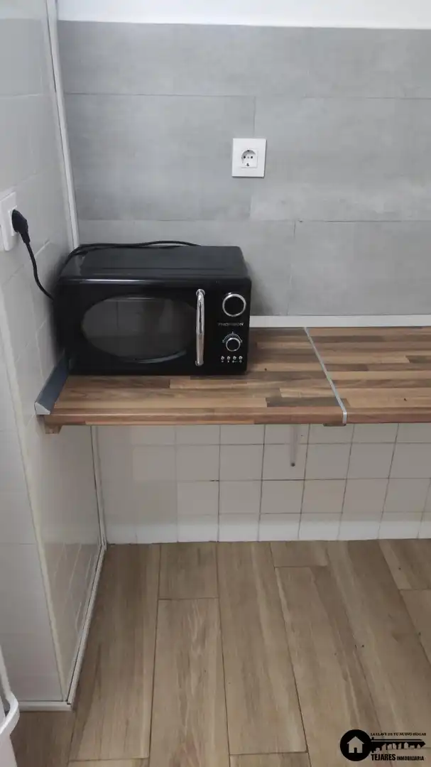 Cuina de Pis de lloguer en Albacete amb Aire condicionat, Calefacció i Moblat