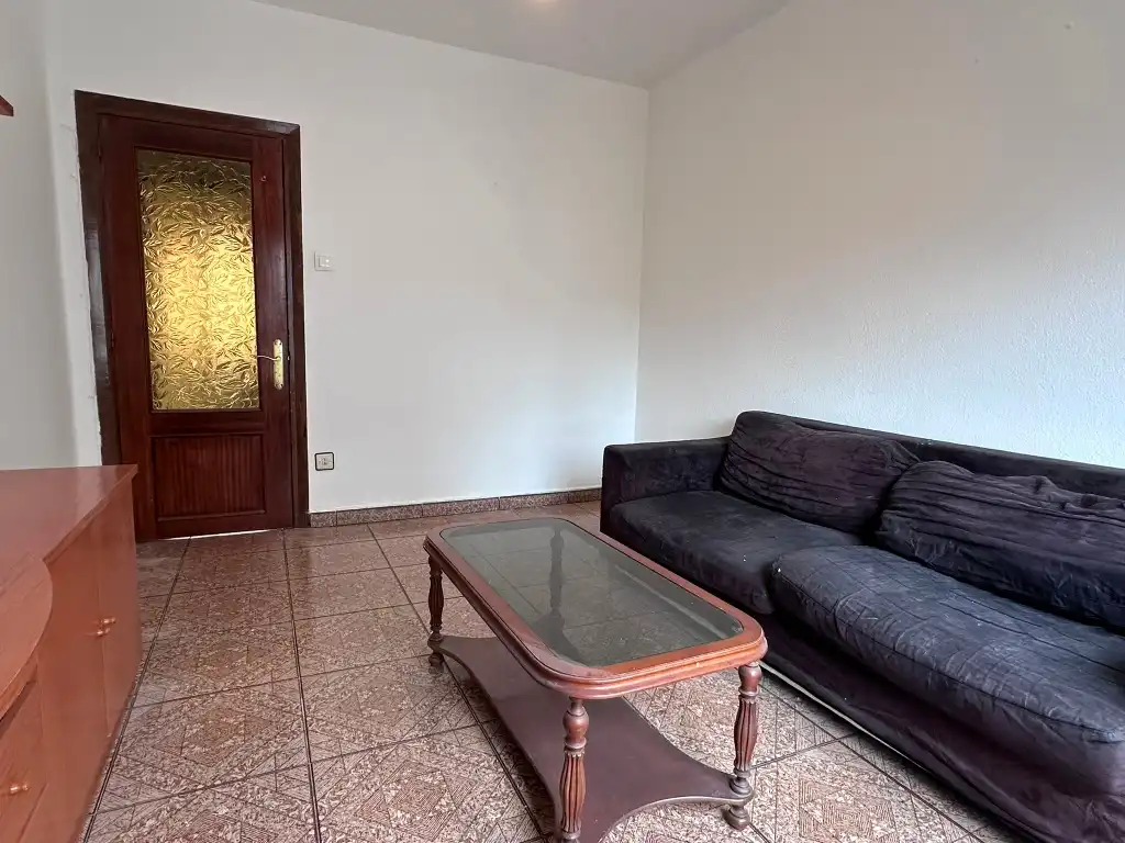 Sala d'estar de Pis en venda en Gijón  amb Calefacció, Terrassa i Moblat