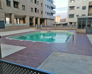 Swimming pool of Flat for sale in Cáceres Capital  with Air Conditioner, Terrace and Swimming Pool