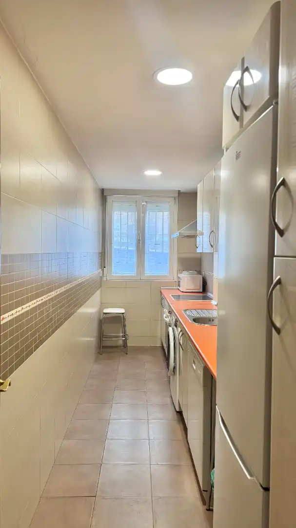 Cocina de Piso en venta en Madrid con Calefacción, Parquet y Amueblado
