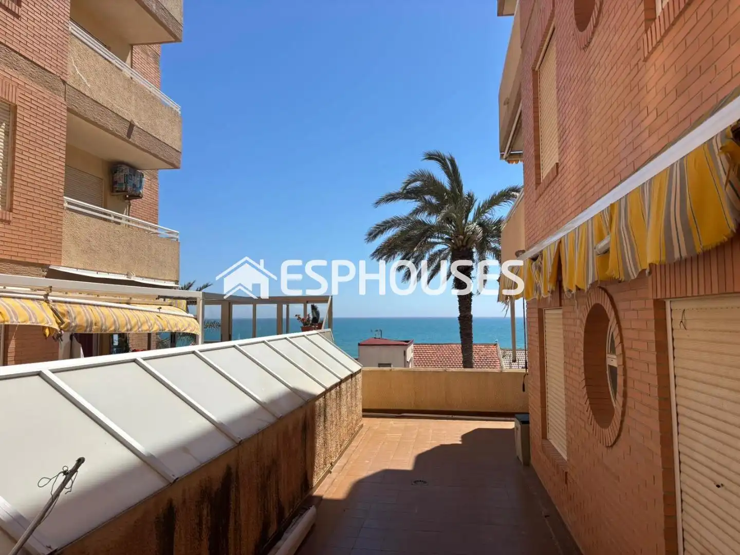 Terraza de Apartamento en venta en Guardamar del Segura con Aire acondicionado, Terraza y Amueblado