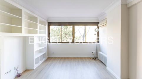 Foto 4 de Piso de alquiler en Víctor de la Serna, Hispanoamérica - Bernabéu,  Madrid Capital