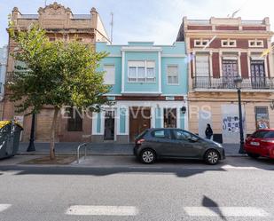 Vista exterior de Casa o xalet en venda en  Valencia Capital amb Aire condicionat, Calefacció i Traster