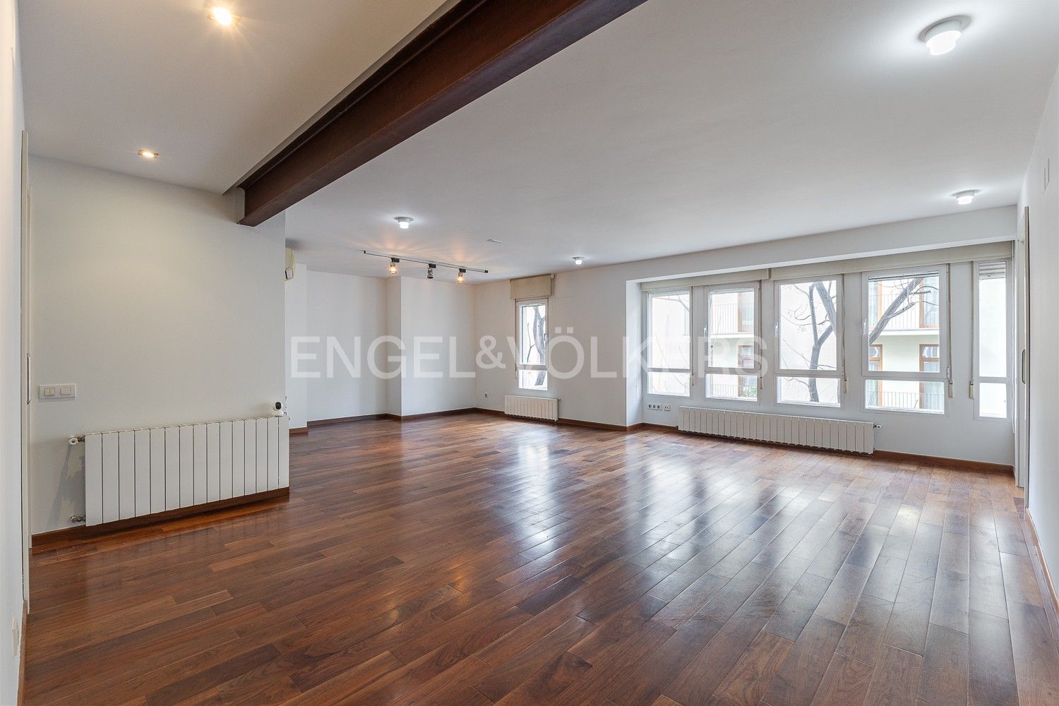 Sala d'estar de Apartament en venda en  Valencia Capital amb Aire condicionat, Calefacció i Parquet
