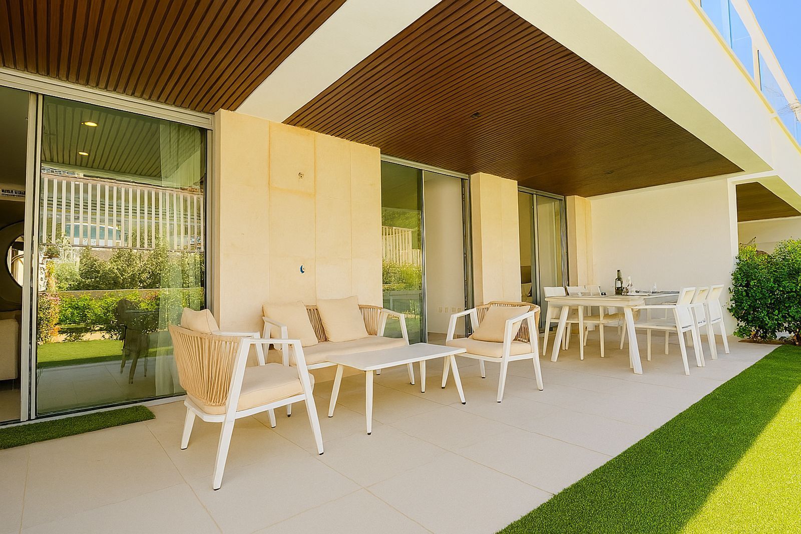Terrace of Planta baja for sale in Marbella  with Air Conditioner, Private garden and Terrace