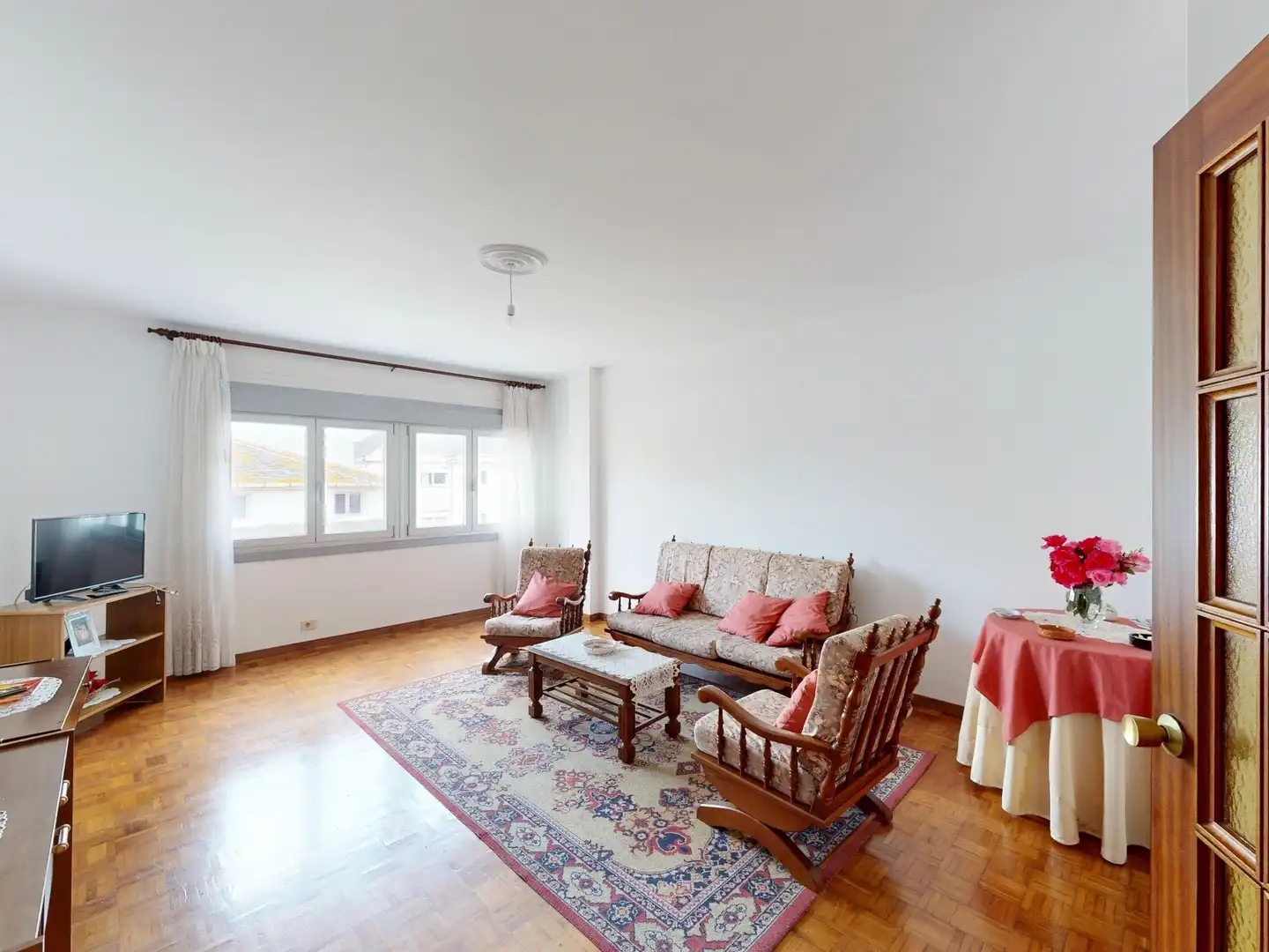 Piso con ascensor en venta en Otero Besteiro, imagen 4