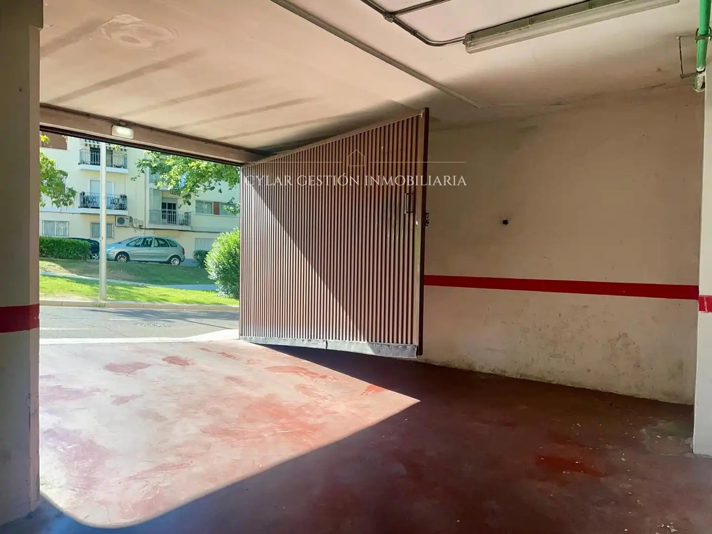 Parking de Piso en venta en Salamanca con Calefacción, Terraza y Amueblado